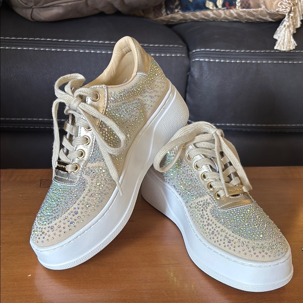Baldinini Cream and Gold leather Sneakers Glitter Finish Italy new without tags